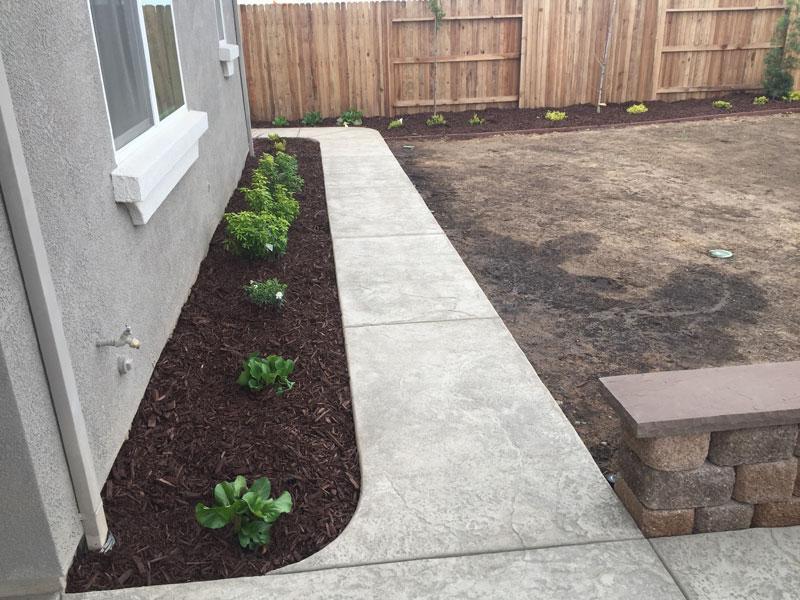 Auburn Landscaping and Concrete 